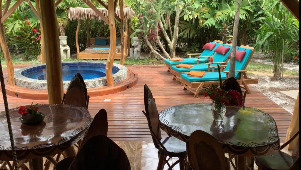 Casa Mambo Bed & Breakfast Cahuita Dış mekan fotoğraf
