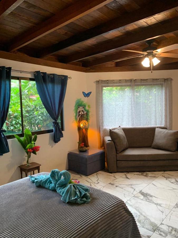 Casa Mambo Bed & Breakfast Cahuita Dış mekan fotoğraf